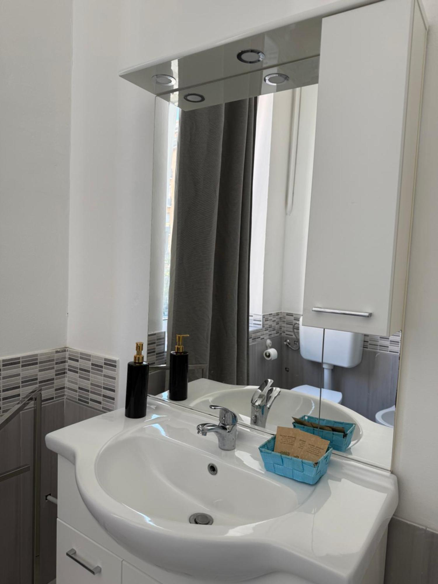 Easyrooms One
